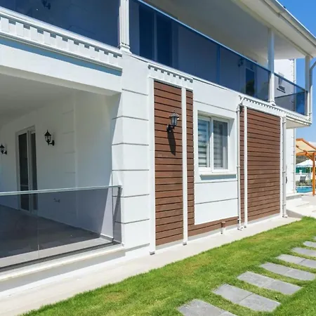 Villa 4 Bedroom With Private Pool Near Calis Fethiye