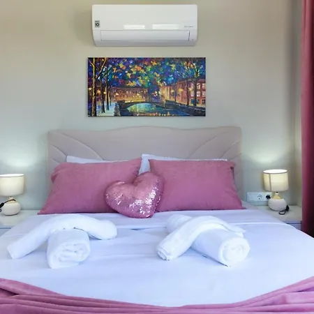 4 Bedroom With Private Pool Near Calis Villa