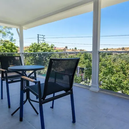 4 Bedroom With Private Pool Near Calis Βίλα *