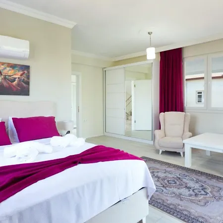 Willa 4 Bedroom With Private Pool Near Calis *