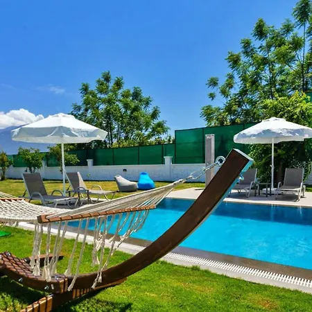 4 Bedroom With Private Pool Near Calis Βίλα *