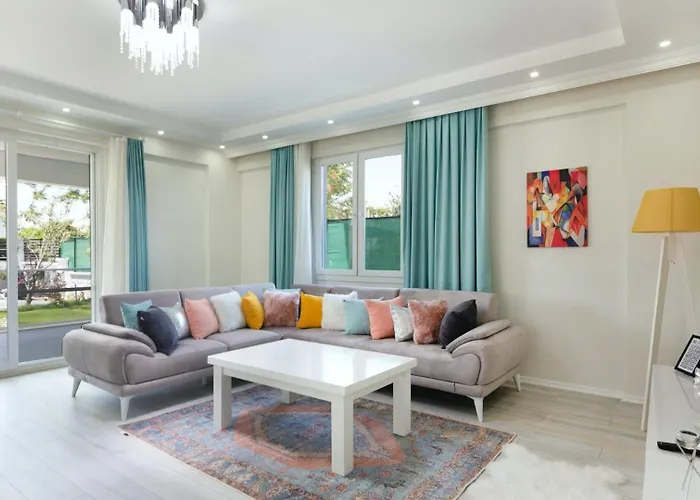 4 Bedroom With Private Pool Near Calis *