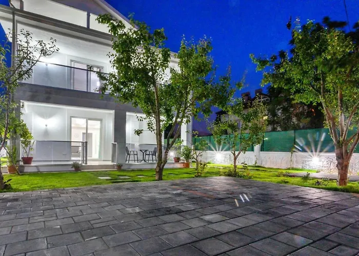别墅 4 Bedroom With Private Pool Near Calis